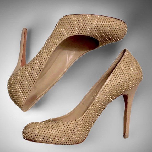 Alexander McQueen Nude Studded Heels Size 7.5 👠 - Picture 6 of 9